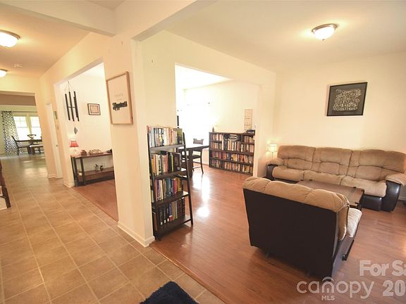 5th image of 3419 Ashley View Dr #7