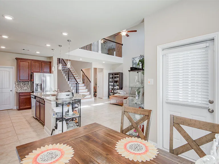12902 Oak Falls Dr — Photo 17