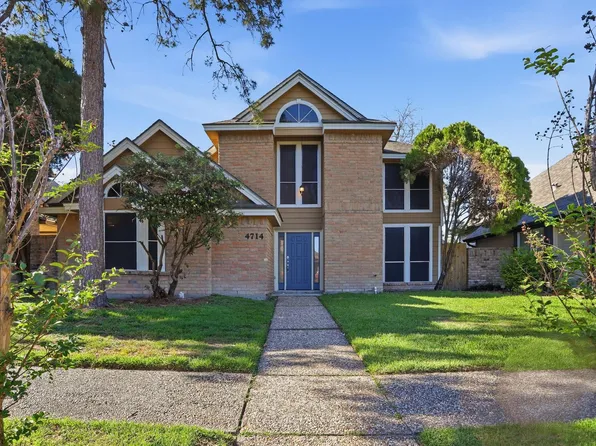 4714 Cashel Castle Dr, Houston, TX 77069