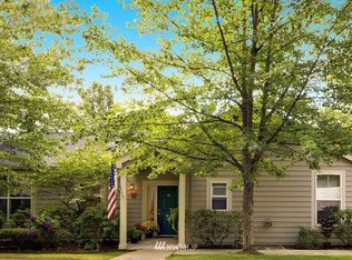 1240 Weaver Rd NW UNIT B6, Bainbridge Island, WA 98110