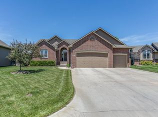 3474 N Lake Ridge Ct, Wichita, KS 67205