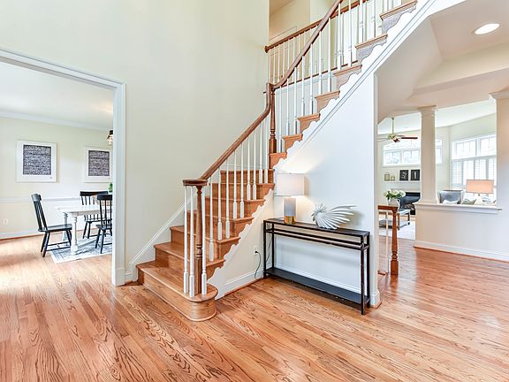 3rd image of 1071 Cedar Chase Ct