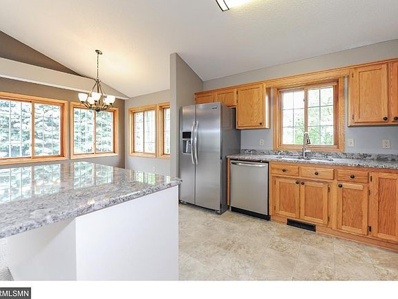 3rd image of 706 E Nicollet Blvd
