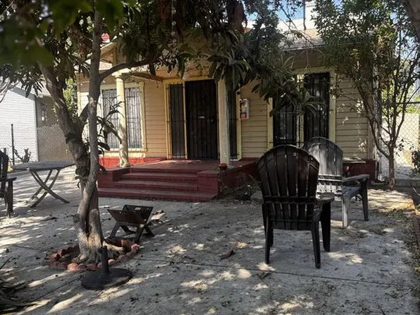 1183 W 37th Dr, Los Angeles, CA 90007