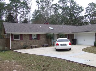 2487 Royal Oaks Dr, Tallahassee, FL 32309