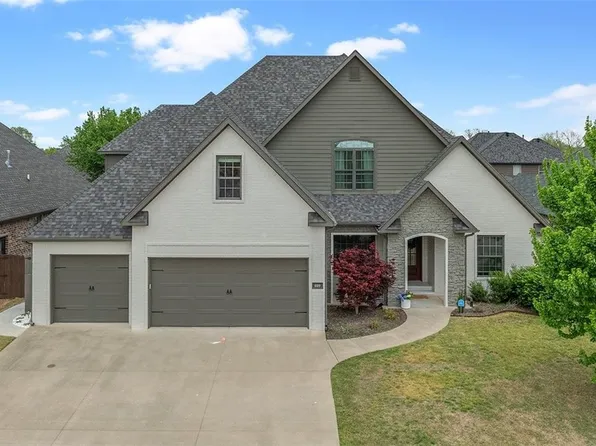 609 SE Hendrix St, Bentonville, AR 72712