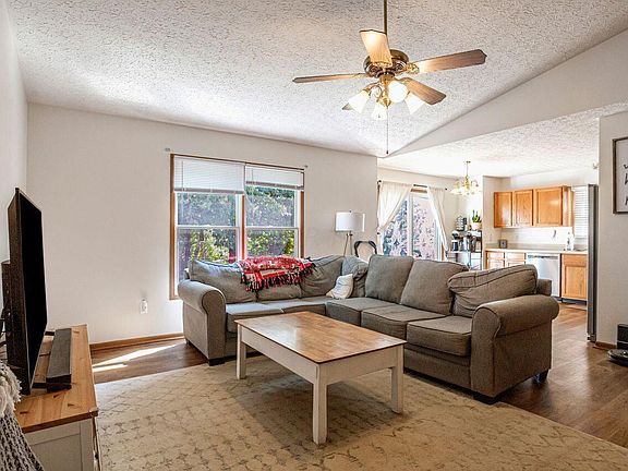 5th image of 8449 Amarillo Dr