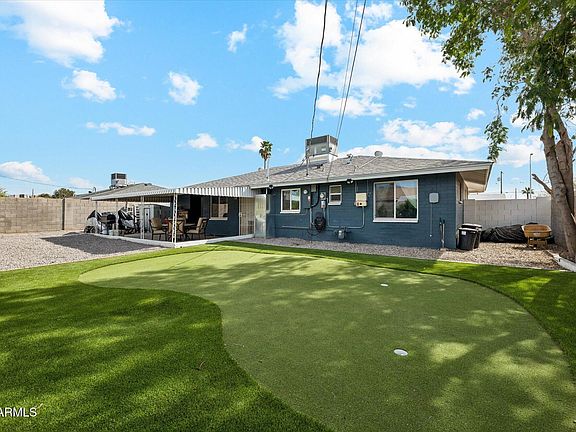 3rd image of 4908 E Granada Rd