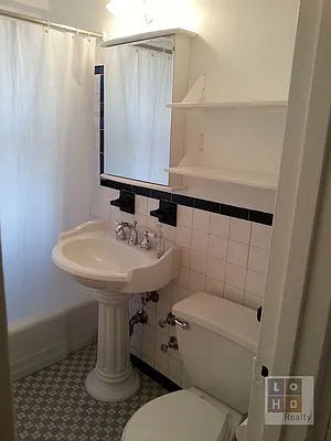 Rented by LoHo Realty | media 14