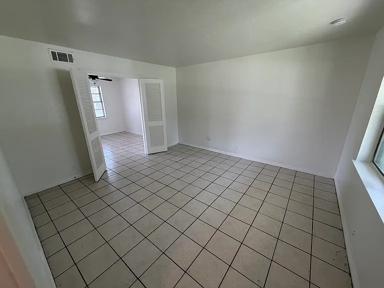 3034 Harlan Dr — Photo 16