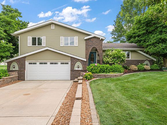 2nd image of 13667 W 89th Pl