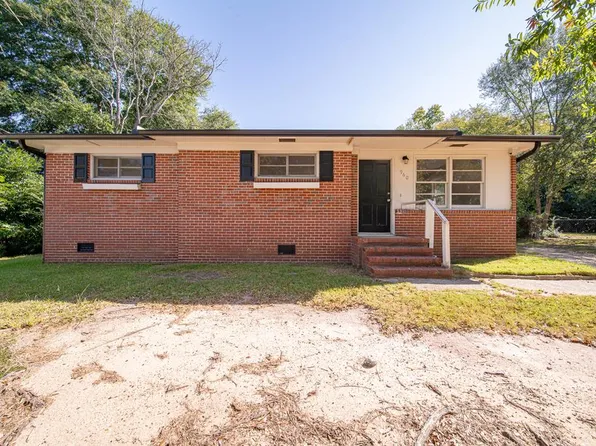 960 Lake Rushin Dr, Columbus, GA 31907