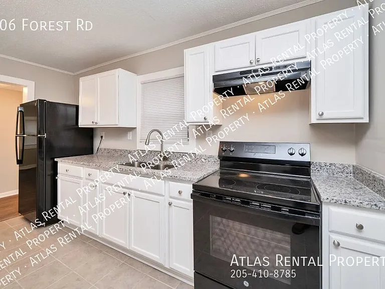 406 Forest Rd — Photo 12