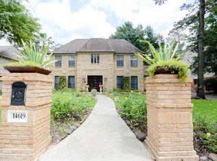 14619 Forest Lodge Dr, Houston, TX 77070