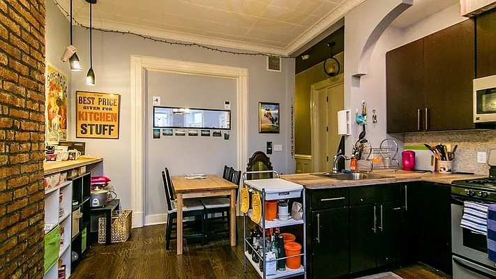 Rented by Nooklyn NYC LLC | media 17