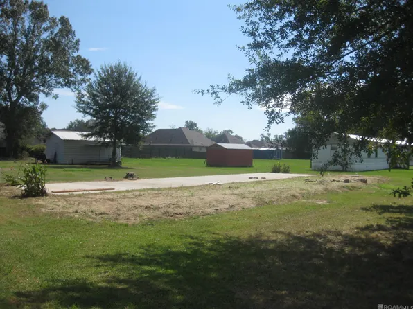 14114 Ceazer Rd, Gonzales, LA 70737