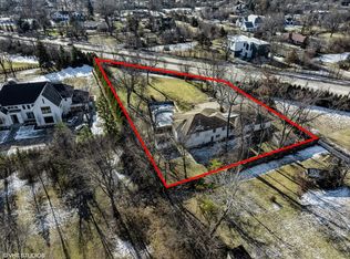 2185 New Willow Rd, Northfield, IL 60093