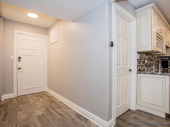 3rd image of 6950 N Bell Ave APT 304