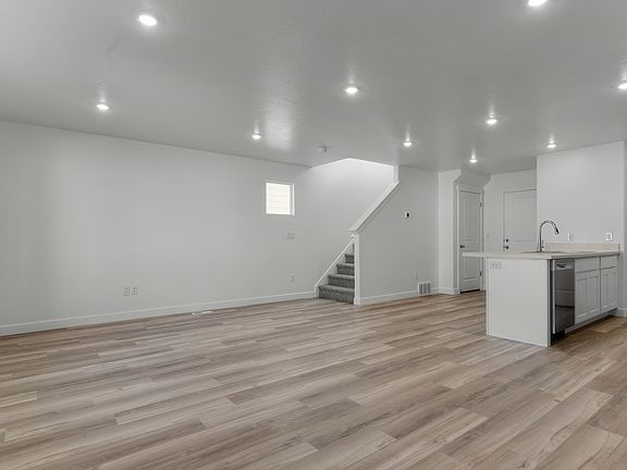5th image of 1302 Copper Canyon Ave #1302