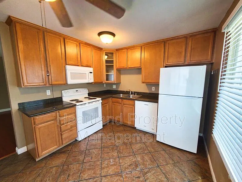 6333 College Grove Way — Photo 2