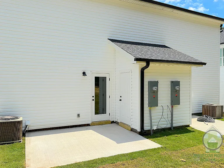6 Robin Hood Rd #A — Photo 15