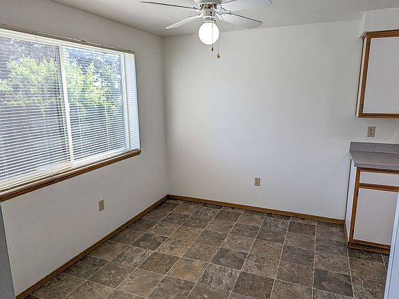 5th image of 3605-3625 Belle Vista Ct S #206