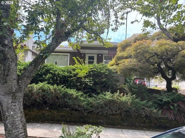 3646 NE Wasco St, Portland, OR 97232