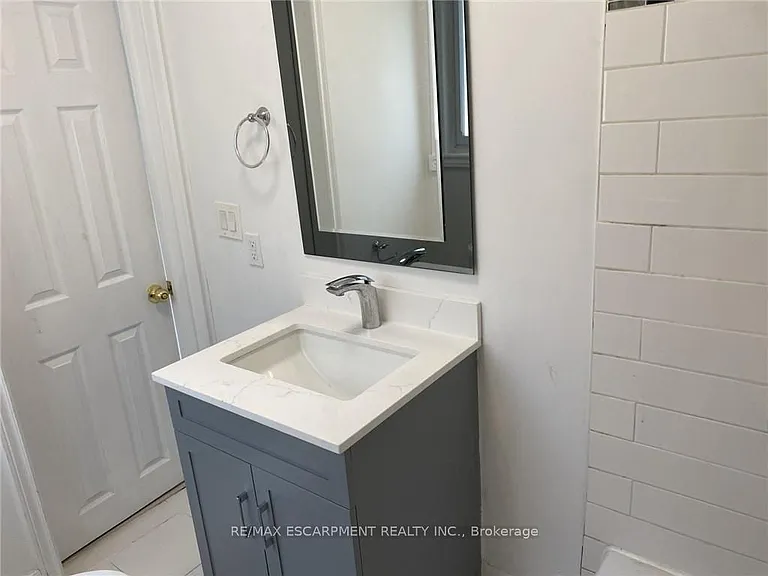 1164 Cannon St E #MAIN — Photo 14