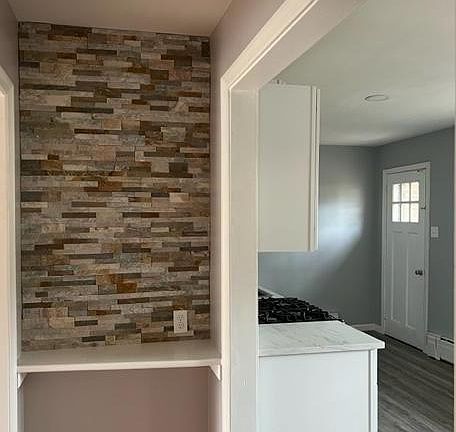3rd image of 125 Franklin Ave