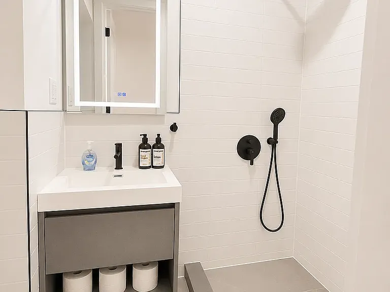 405 Himrod St #2R — Photo 8