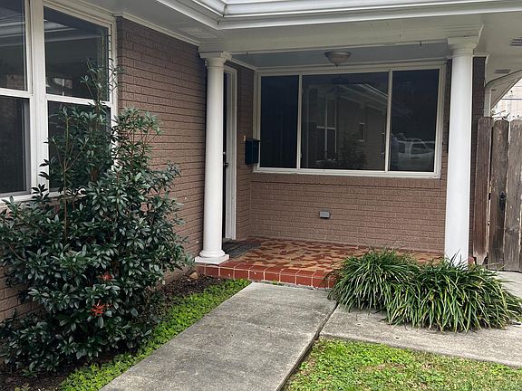 2nd image of 6576 Catina St