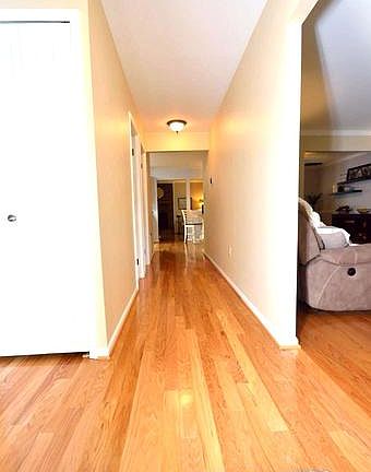 3rd image of 1612 Sadlers Wells Dr