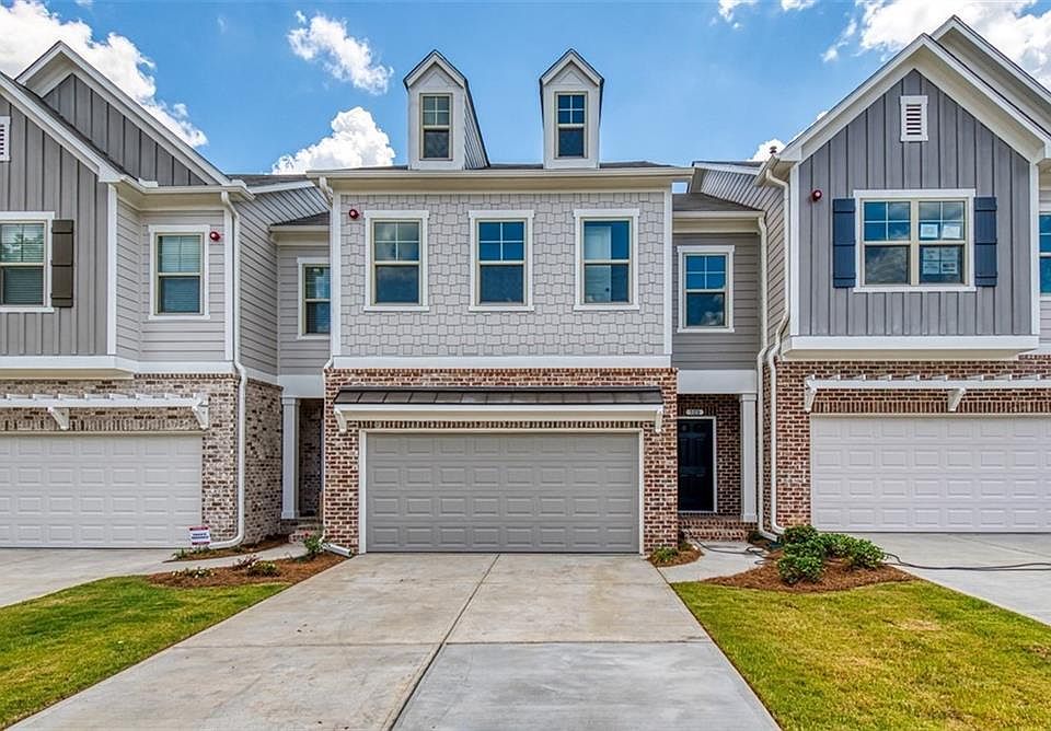 1st image of 118 Maple Creek Way #16