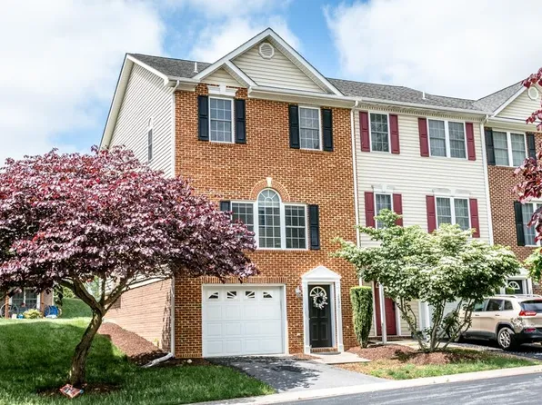 2890 Crystal Spring Ln, Harrisonburg, VA 22801