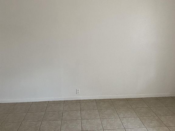 2nd image of 414 E Avenue A #10609324