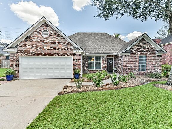 3rd image of 24414 Okehampton Dr