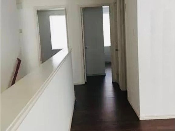 3rd image of 3509 Andalusian Dr