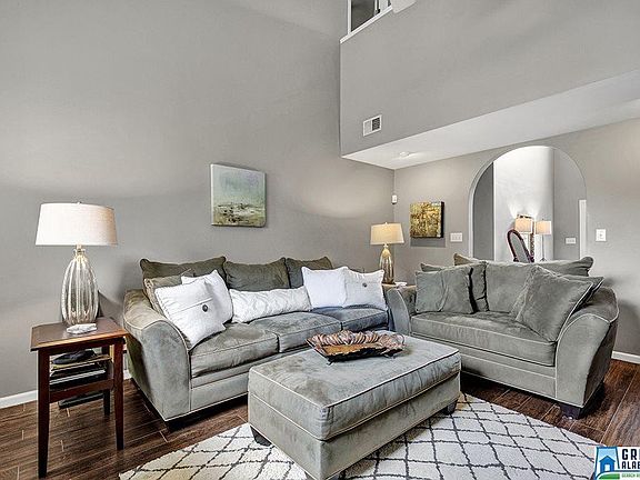 4th image of 6212 Barkwood Cir