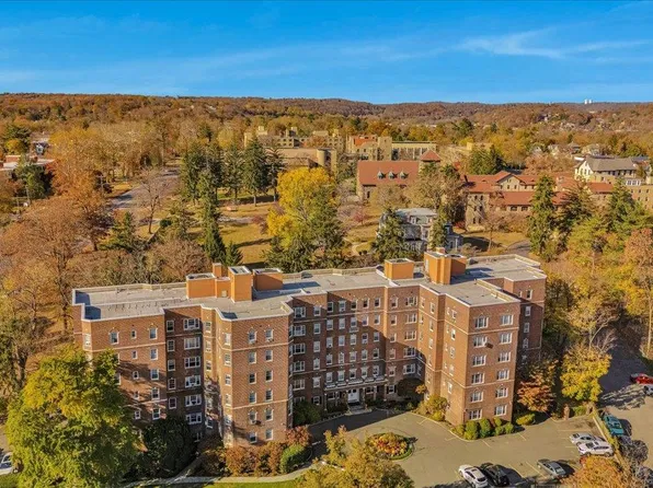 50 N Broadway #6L, White Plains, NY 10603