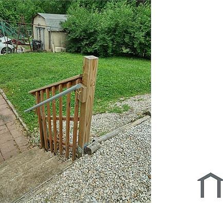2nd image of 10056 Bon Oak Dr