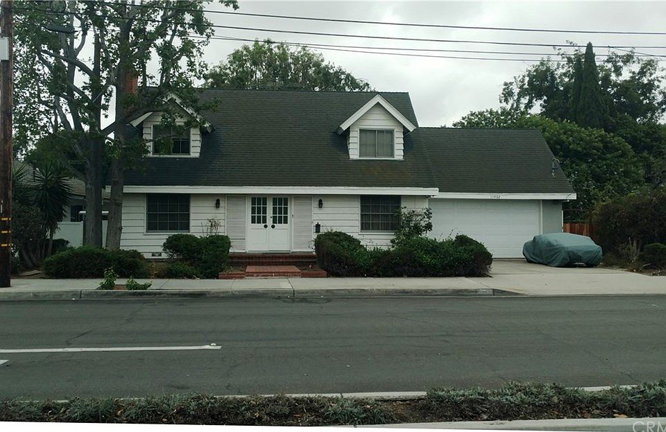 1st image of 11462 Stanford Ave