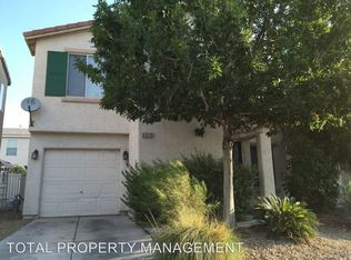 6010 Las Nubes Dr, Las Vegas, NV 89142
