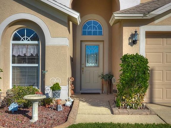 Welcoming entranceway