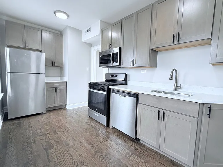 4235 W 26th St #10 — Photo 10