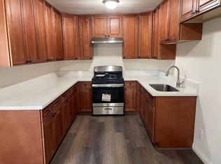 1240 W Rosewood Ct APT C, Ontario, CA 91762