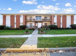 825 Clinton River Dr #C-5, Mount Clemens, MI 48043