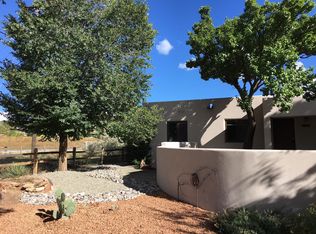 902 Rio Vista St, Santa Fe, NM 87501