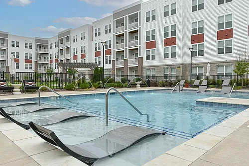 The View on Collins Apartments Photo 1