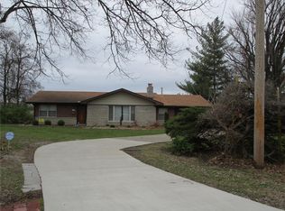 4235 Oak Ln, Belleville, IL 62226
