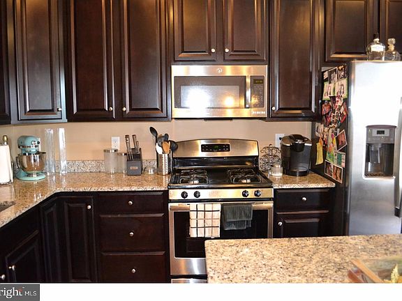 4th image of 1203 Wynne Ln